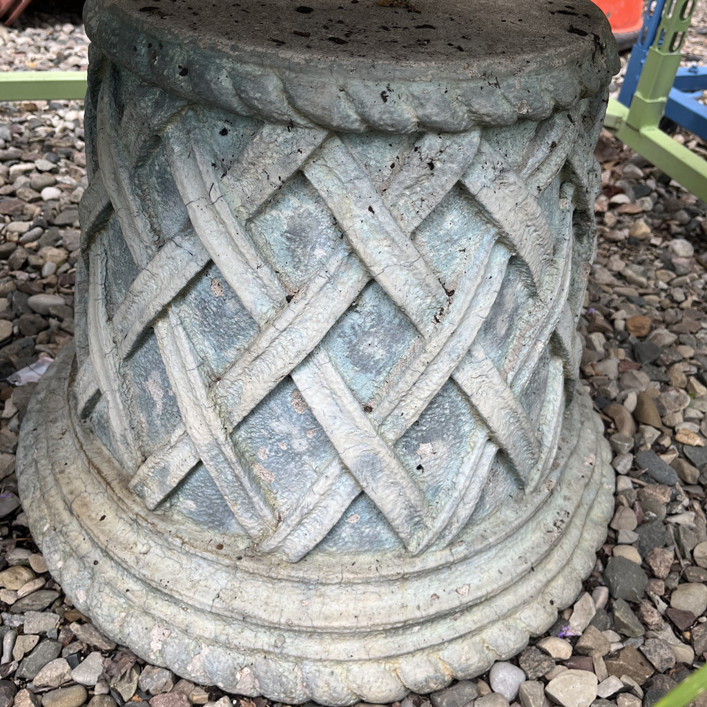 Tudor Weave Planter