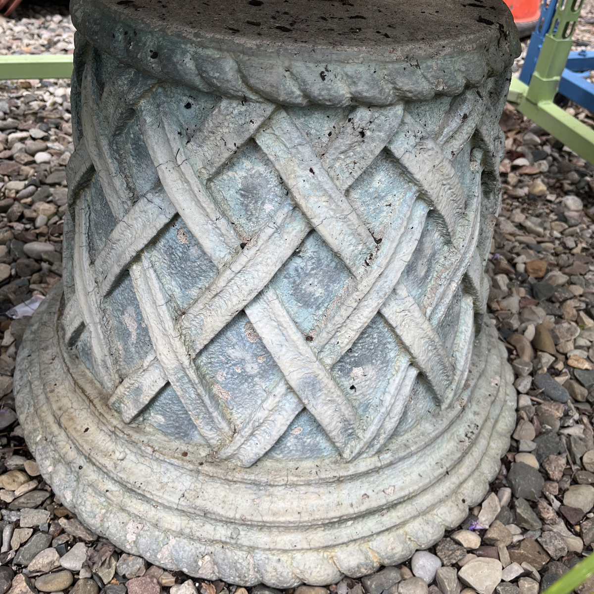 Tudor Weave Planter