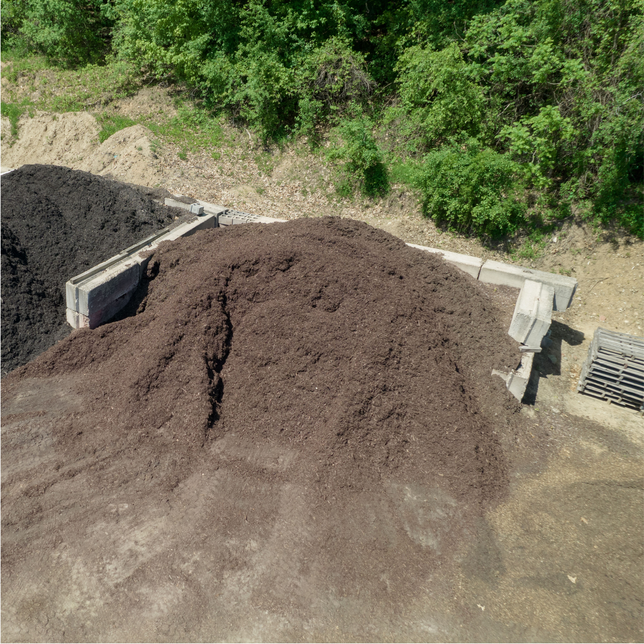 Brown Enviro Mulch - cubic yard