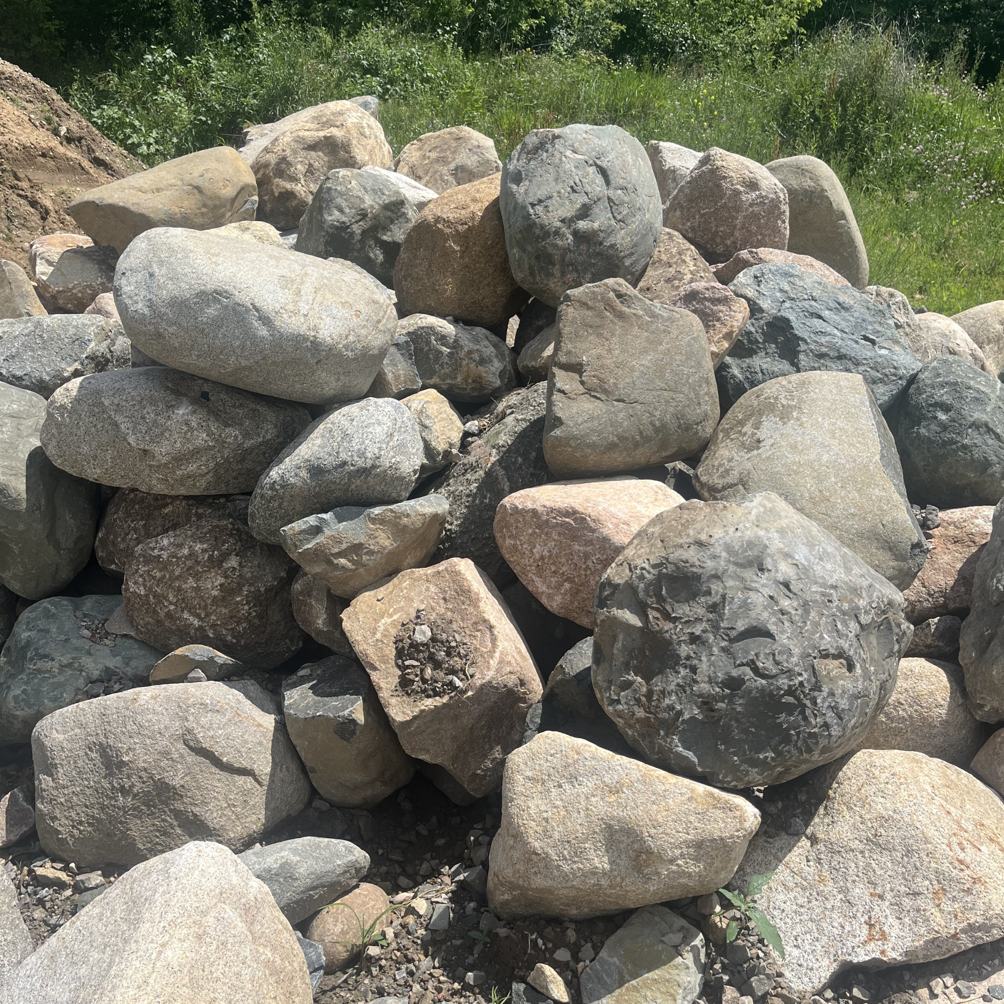 Fieldstone 18"-24" (under 4k lbs)