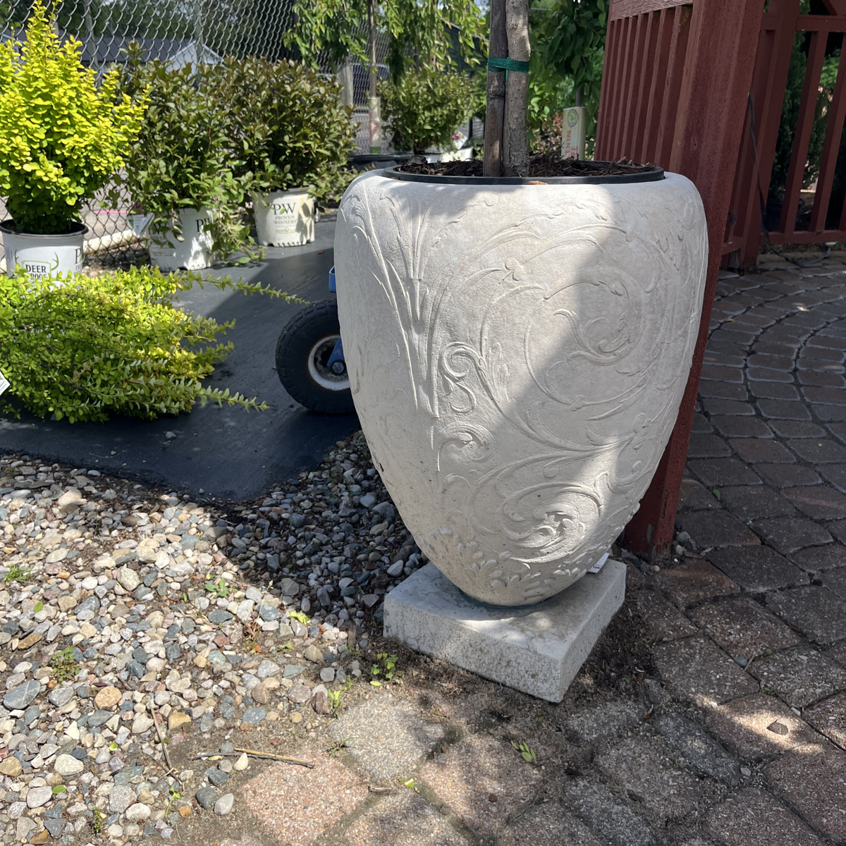 Longwood Arabesque Urn